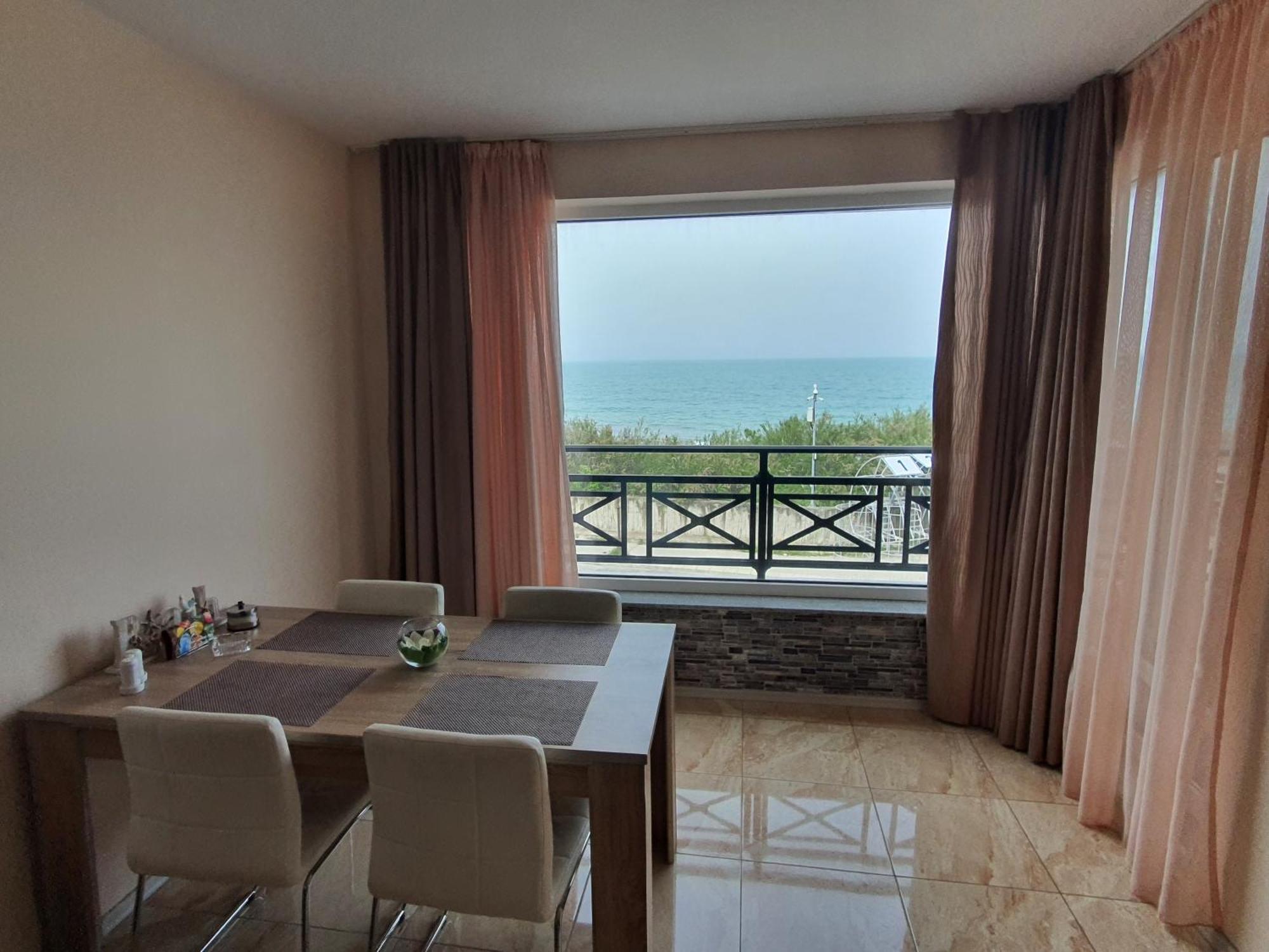 Appartement Таня 11 à Pomorie Extérieur photo
