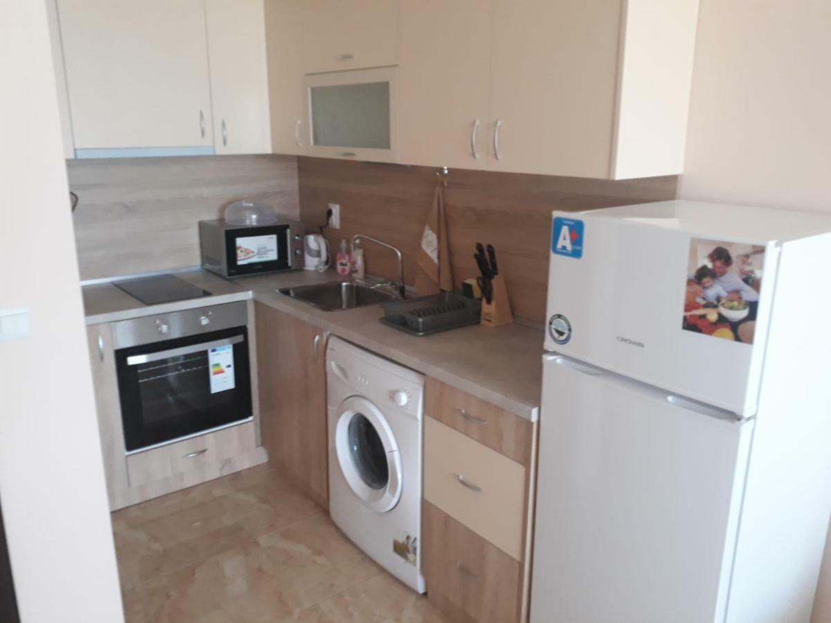 Appartement Таня 11 à Pomorie Extérieur photo